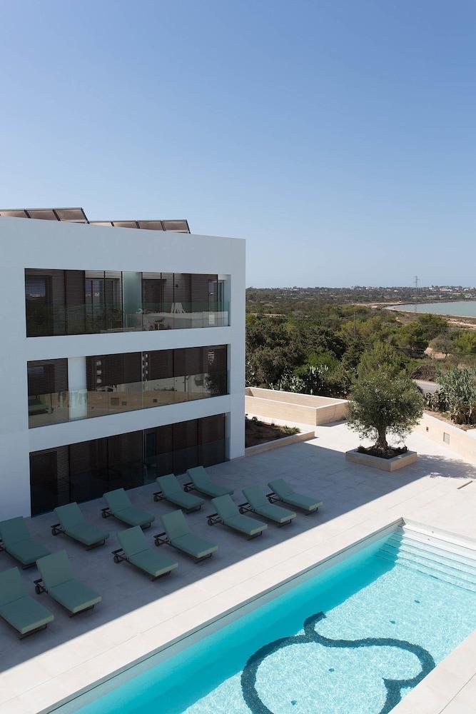 Sa Pedrera Suites & Spa Es Pujols Ngoại thất bức ảnh