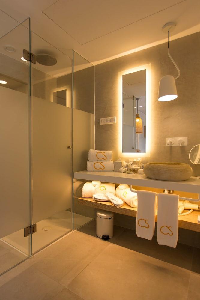 Sa Pedrera Suites & Spa Es Pujols Ngoại thất bức ảnh