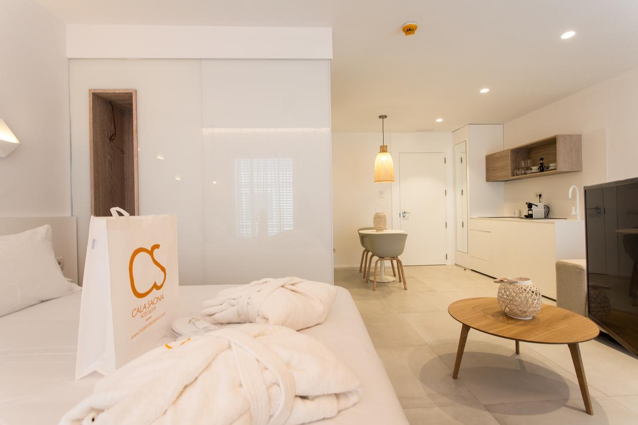 Sa Pedrera Suites & Spa Es Pujols Ngoại thất bức ảnh