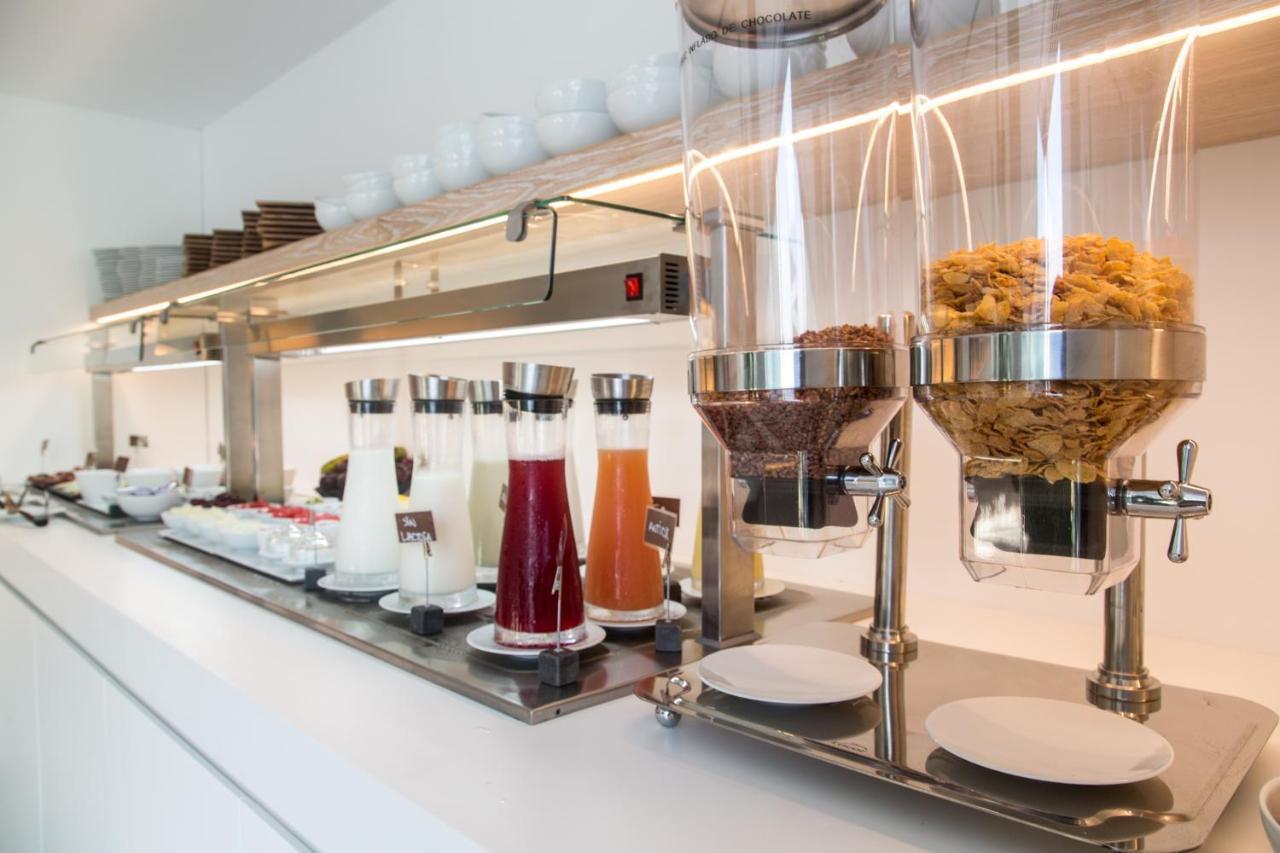 Sa Pedrera Suites & Spa Es Pujols Ngoại thất bức ảnh