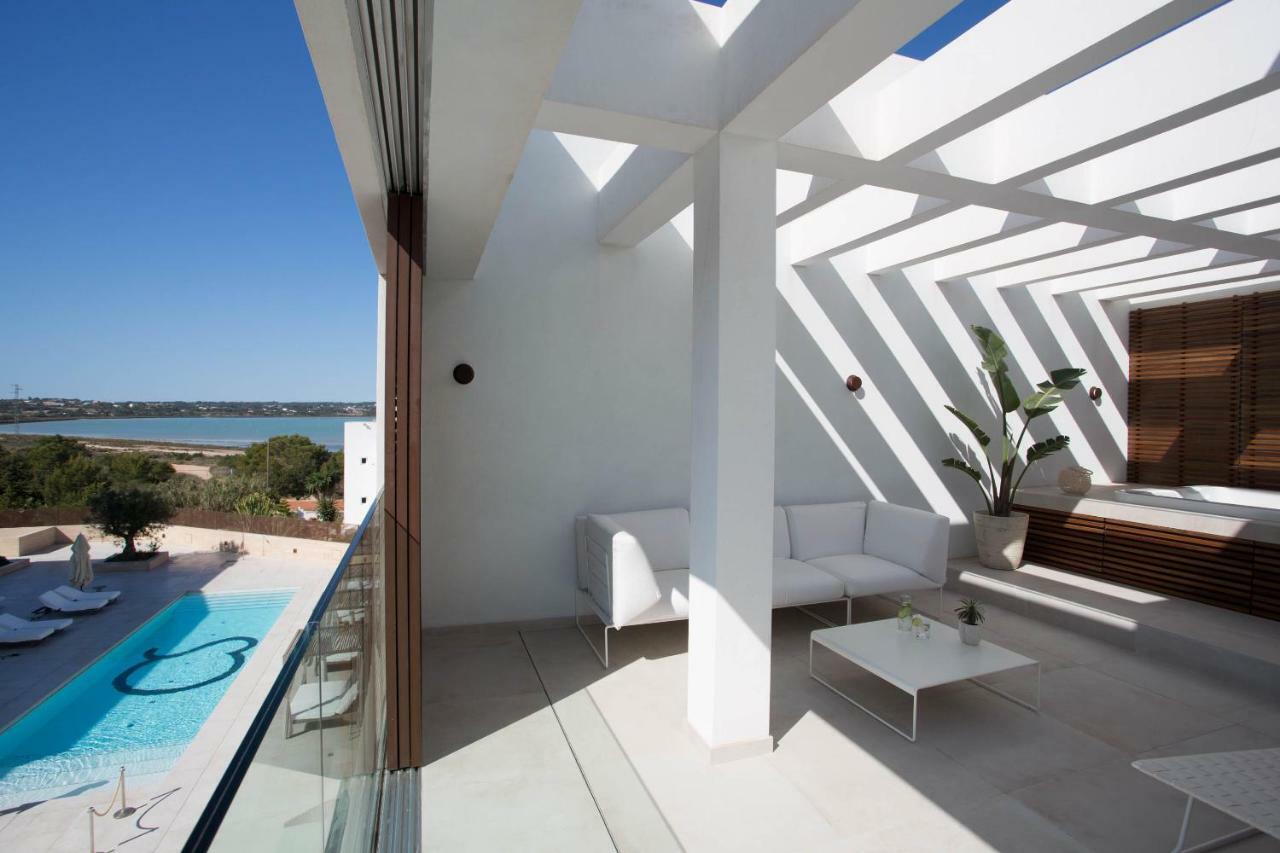 Sa Pedrera Suites & Spa Es Pujols Ngoại thất bức ảnh
